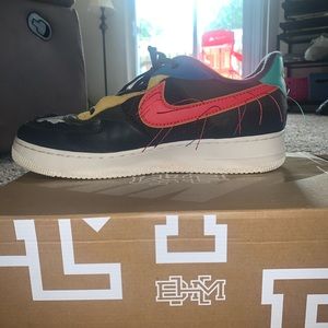 Black history month AF1’s. Size 13